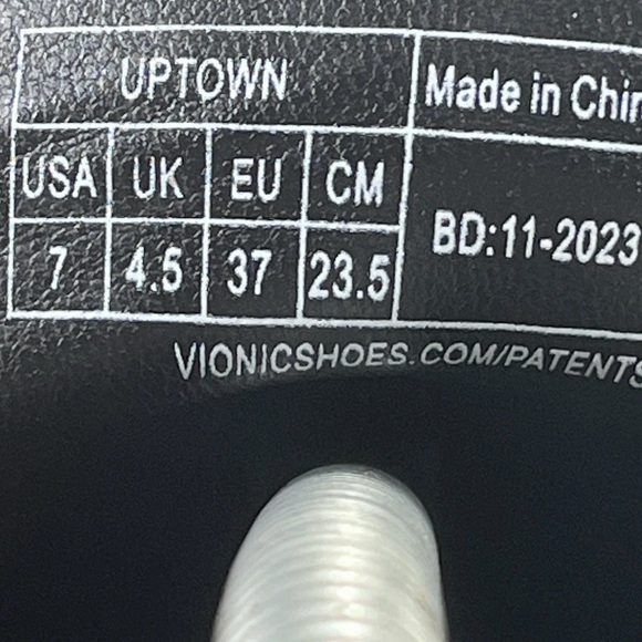 Vionic Uptown Black Leather Women’s Loafers 7 - Picture 5 of 9